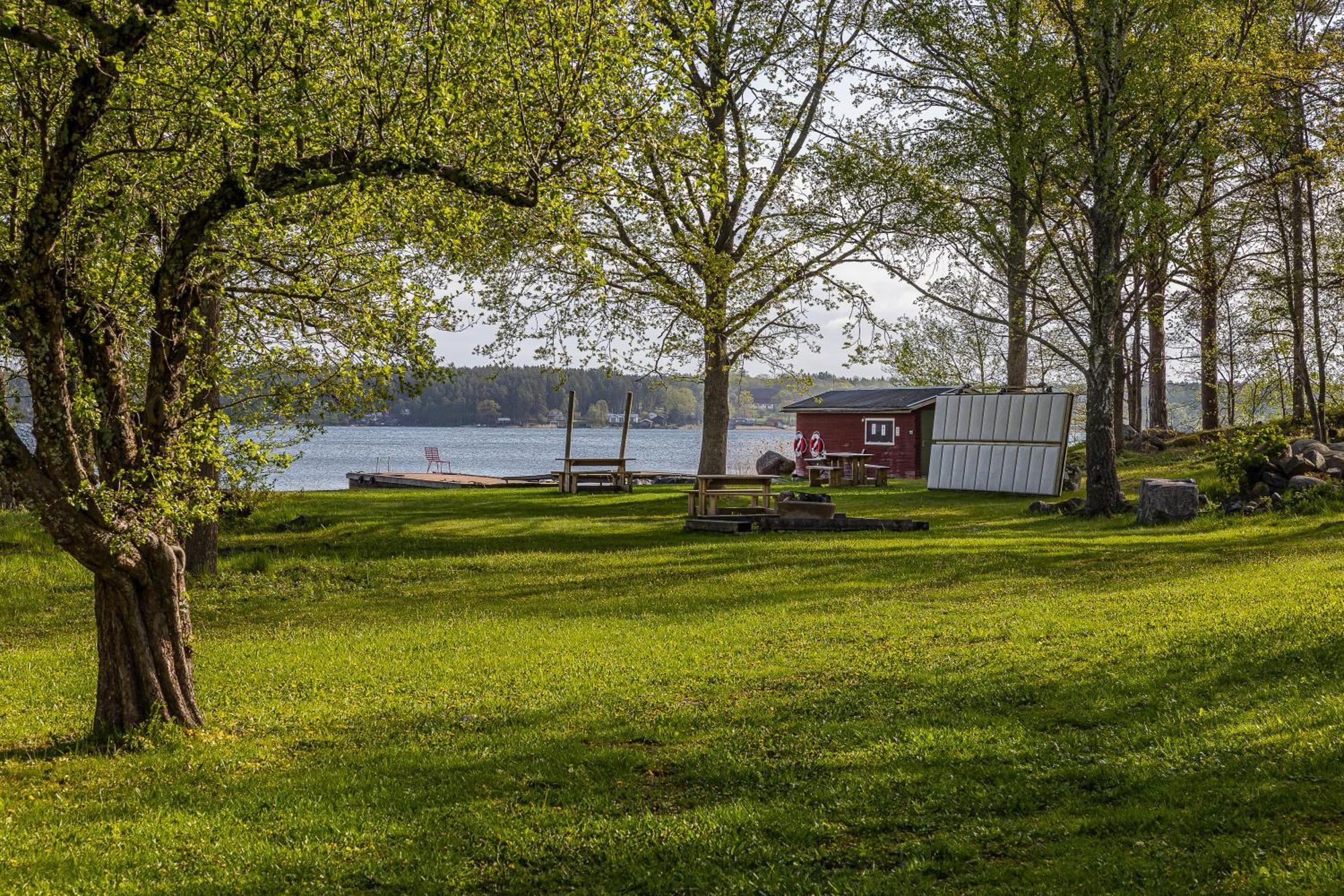 A Pousada Marsbaecken Västervik Exterior foto